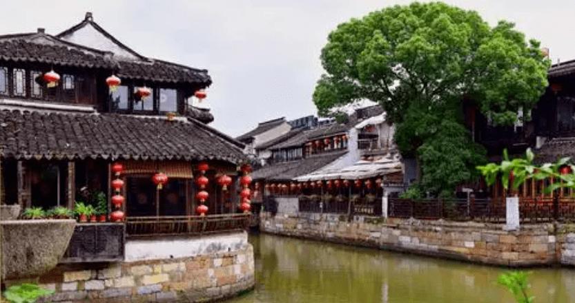 我国在人民政权下创办的第一份中央报纸是什么？游戏画面
